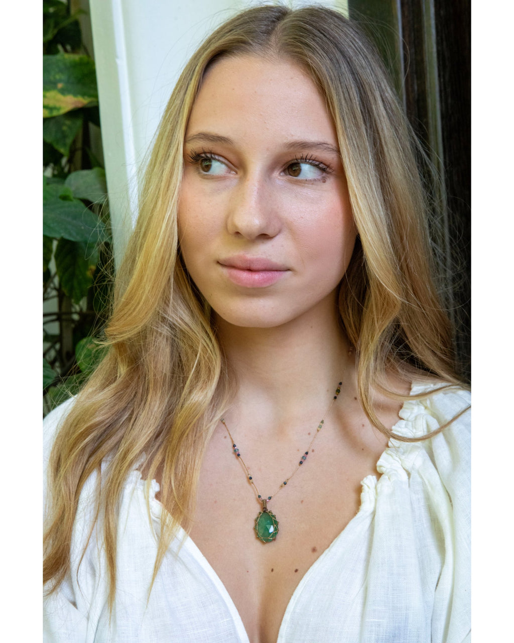 NECKLACE GREEN STRAWBERRY QUARTZ