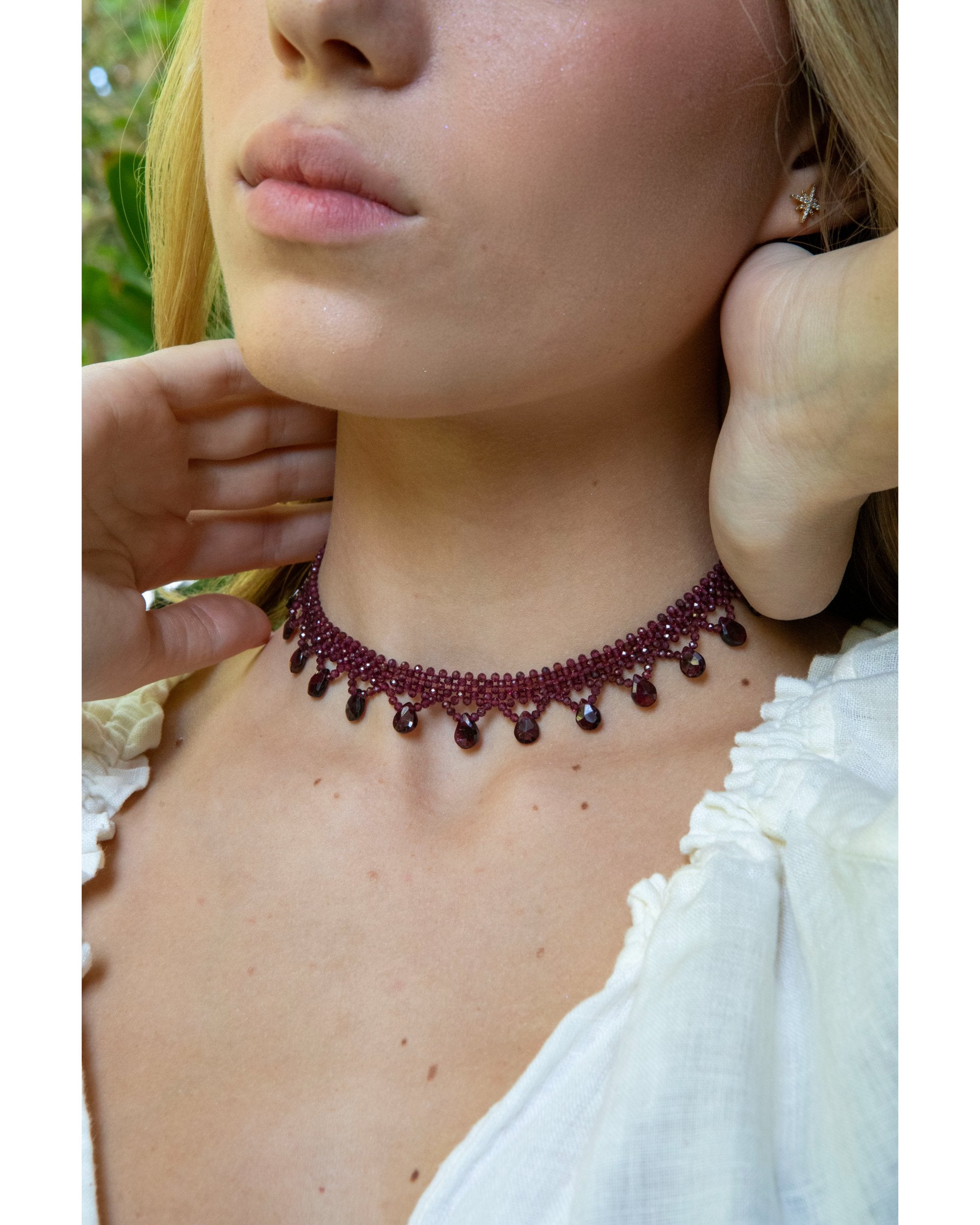 CHOKER GARNET